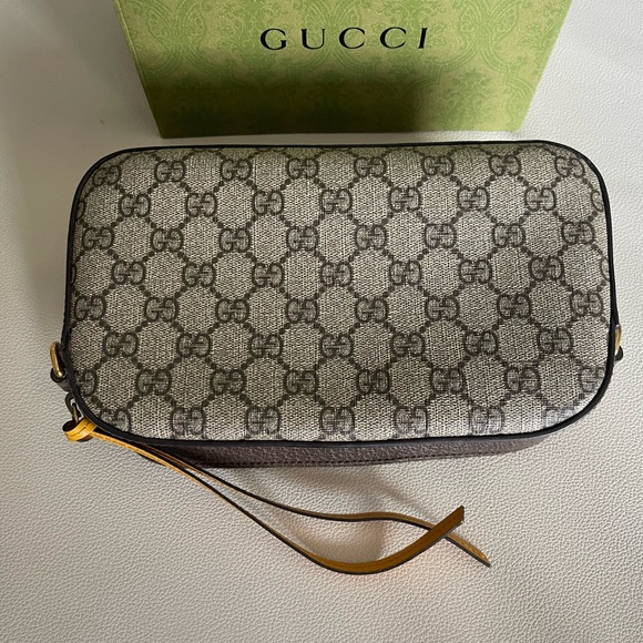 Gucci Neo Vintage GG Supreme Messenger Bag | ORIGINAL STRAP NOT INCLUDED!!!! - Picture 4 of 14